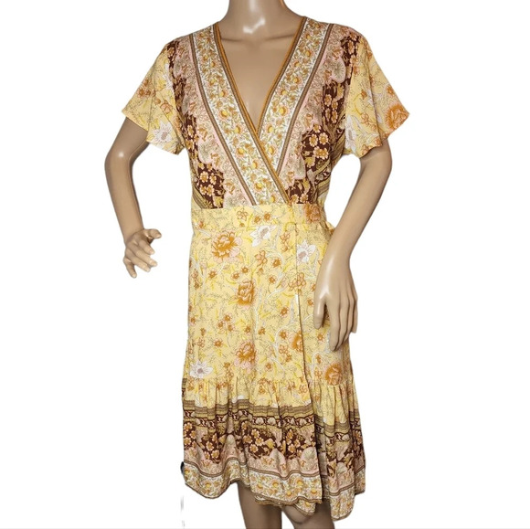 NWT Zesica Wrap Dress Yellow Floral Size Small - Picture 7 of 16